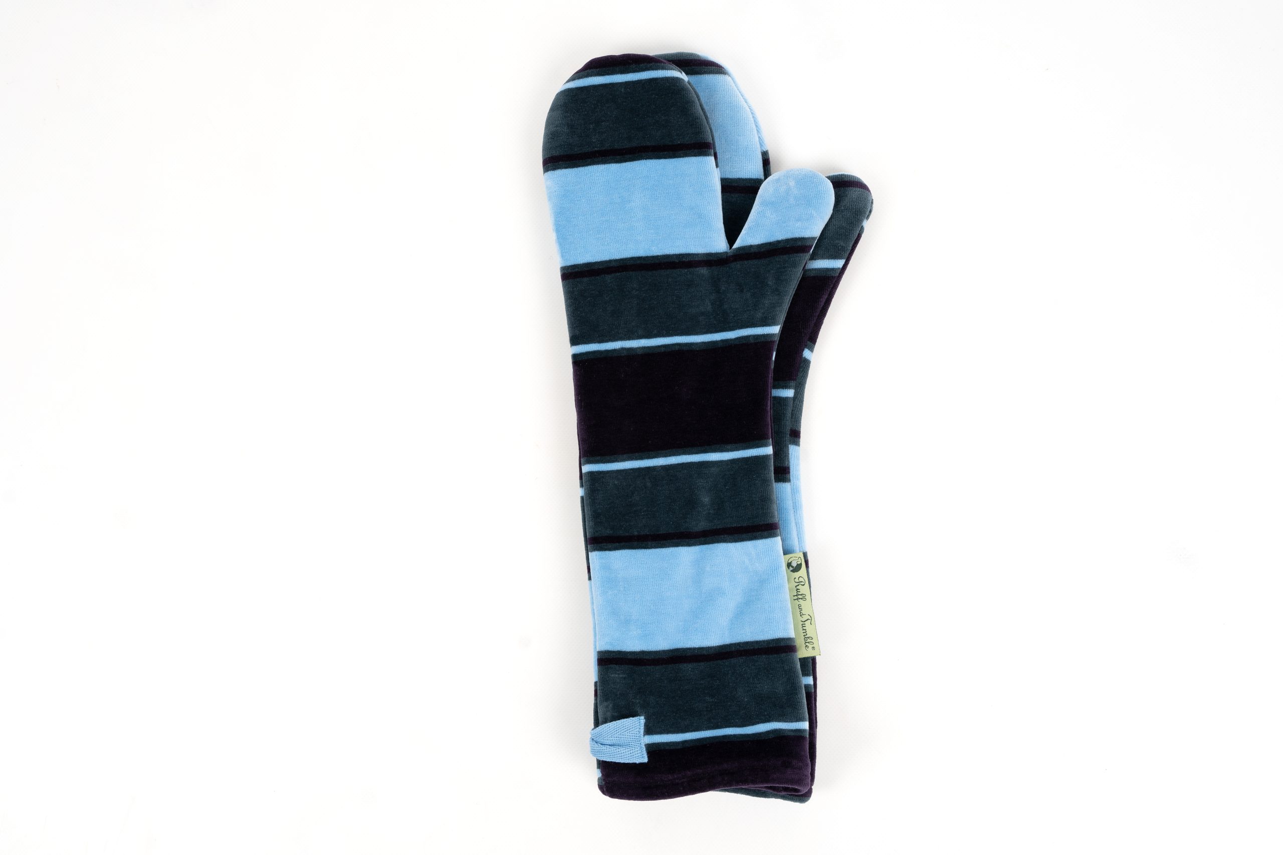 Cut-Out-Harbour-Mitts